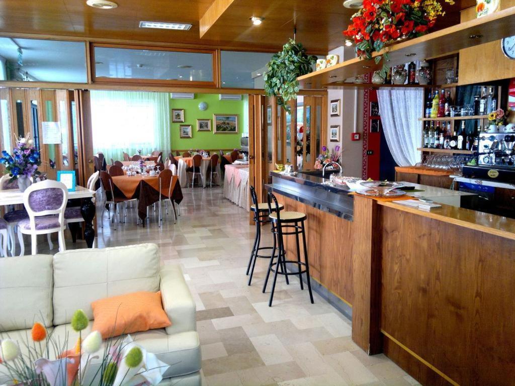Hotel Simon Rimini Eksteriør billede
