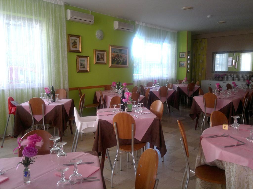 Hotel Simon Rimini Eksteriør billede
