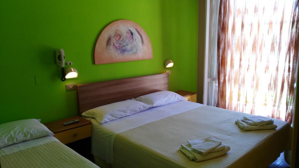 Hotel Simon Rimini Eksteriør billede