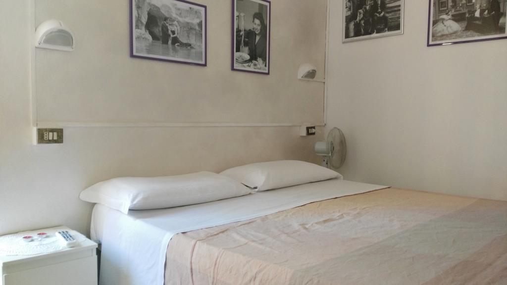 Hotel Simon Rimini Eksteriør billede