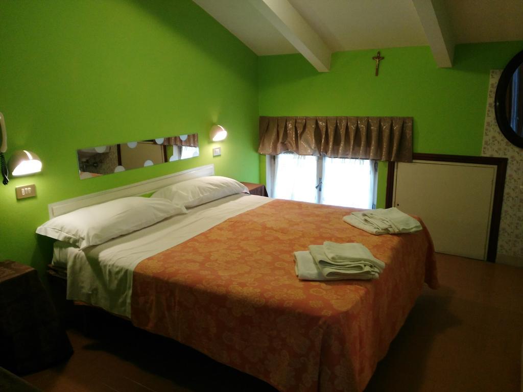 Hotel Simon Rimini Eksteriør billede