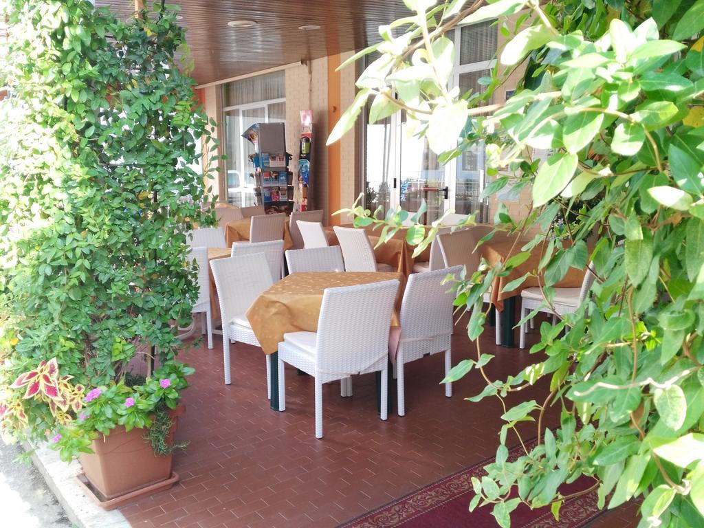 Hotel Simon Rimini Eksteriør billede