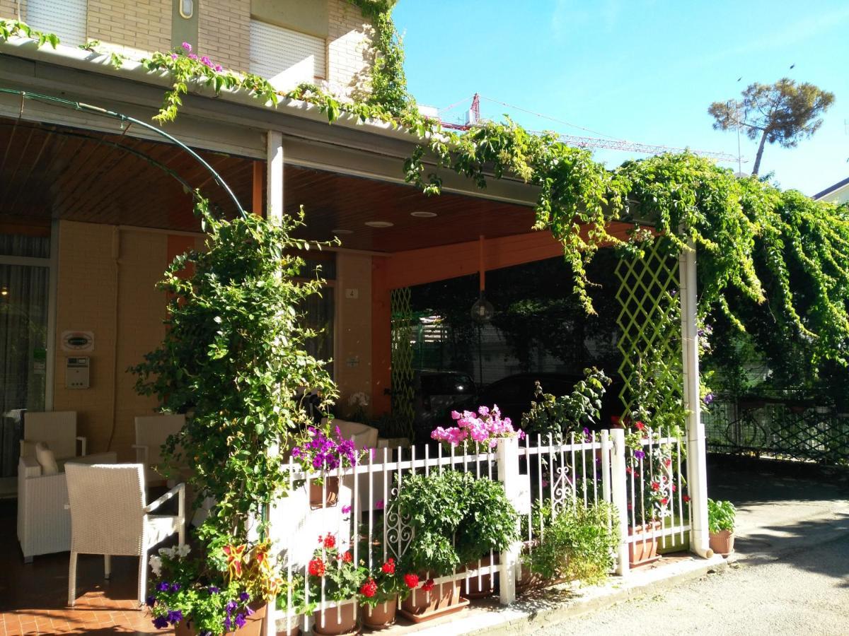 Hotel Simon Rimini Eksteriør billede